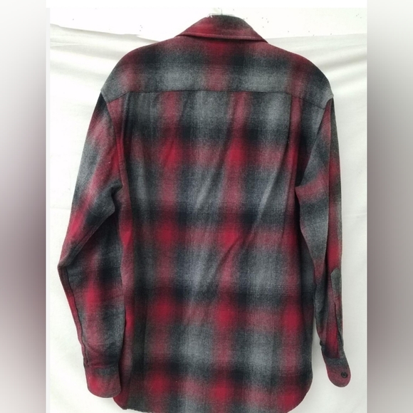 Men's Pendleton Button Down Wool Shirt, Size Medium - Picture 2 of 7